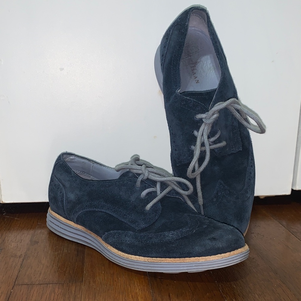Women’s Cole Haan Blue Suede Shoes/ Loafers/Brogues 5.5